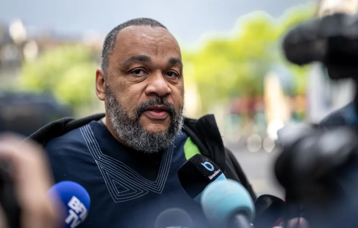Lyon: “Dieudonné’s show scheduled for Thursday banned by the city and the prefecture.