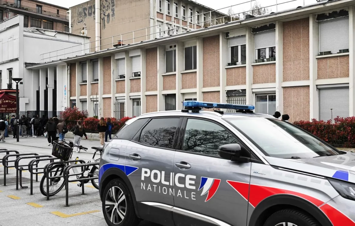 Dos agentes de policía municipal en Bourges acusados de desobediencia civil: Refus d’obtempérer à Bourges