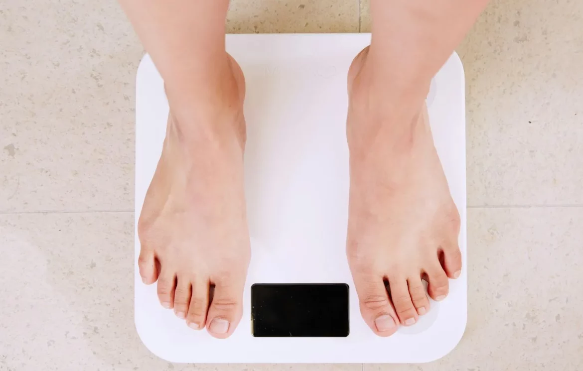Comment perdre de la graisse de manière efficace plutôt que simplement perdre du poids?