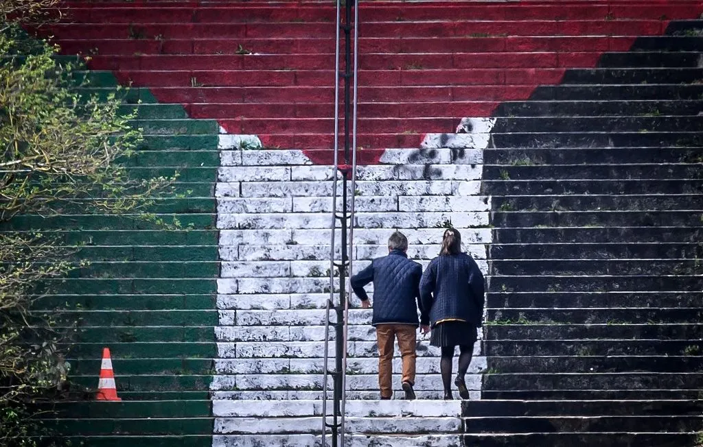 Guerre Israël-Hamas: La mairie de Nantes fait nettoyer le grand escalier polémique