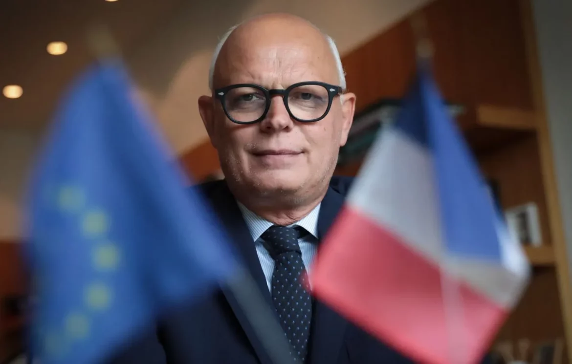 Édouard Philippe dubitatif sur l’utilité d’un débat Macron-Le Pen aux Élections européennes 2024