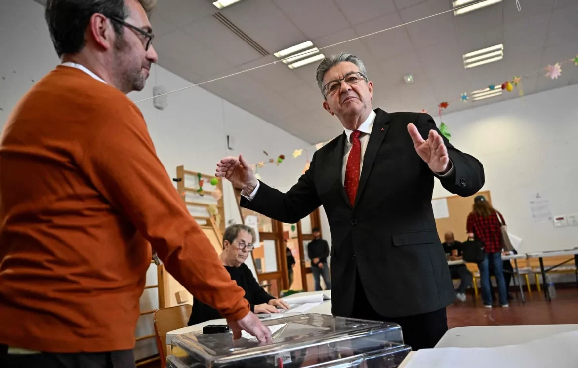 Européennes 2024 : En cours de vote, LFI dénonce des « irrégularités » locales après l’appel de Jean-Luc Mélenchon.