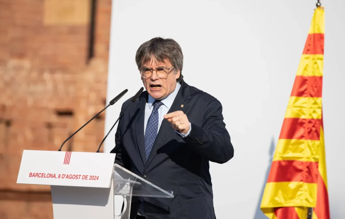 Espagne: Carles Puigdemont en fuite sans avoir l’intention de se rendre.