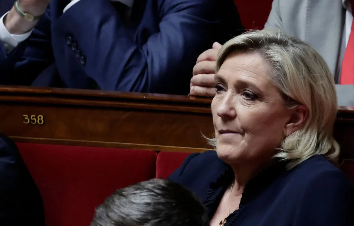 Futur Premier ministre: Marine Le Pen denonce un “coup de force” avant la reception de Lucie Castets a l’Elysee